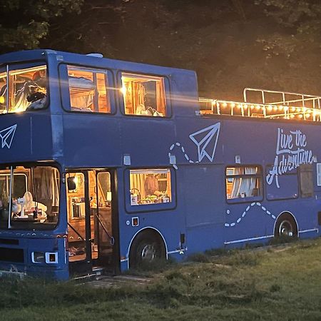 Delightful 2 Bed Double Decker Bus With Hot Tub Uckfield Exterior foto
