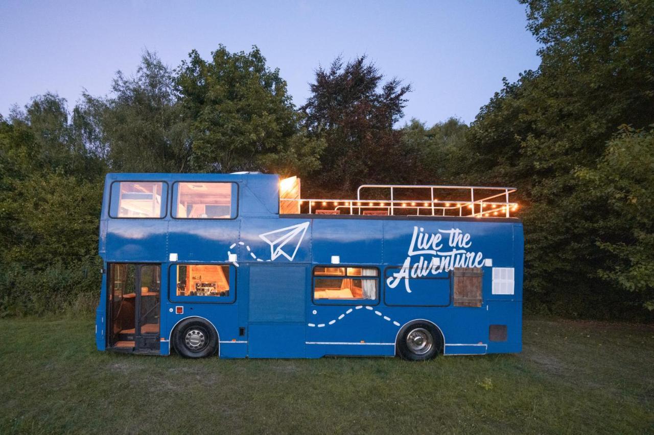Delightful 2 Bed Double Decker Bus With Hot Tub Uckfield Exterior foto
